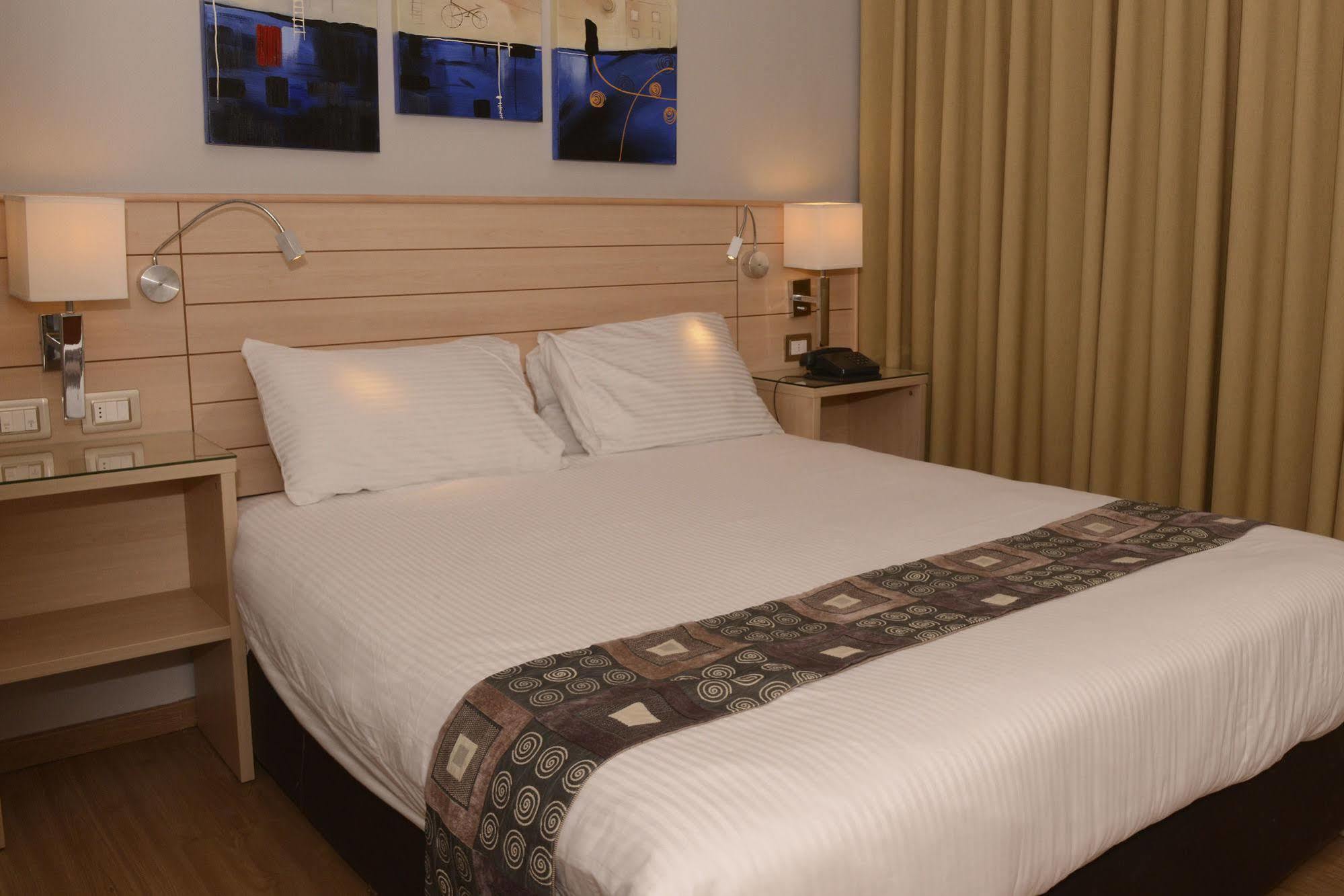 Crystal Suites Amman Extérieur photo
